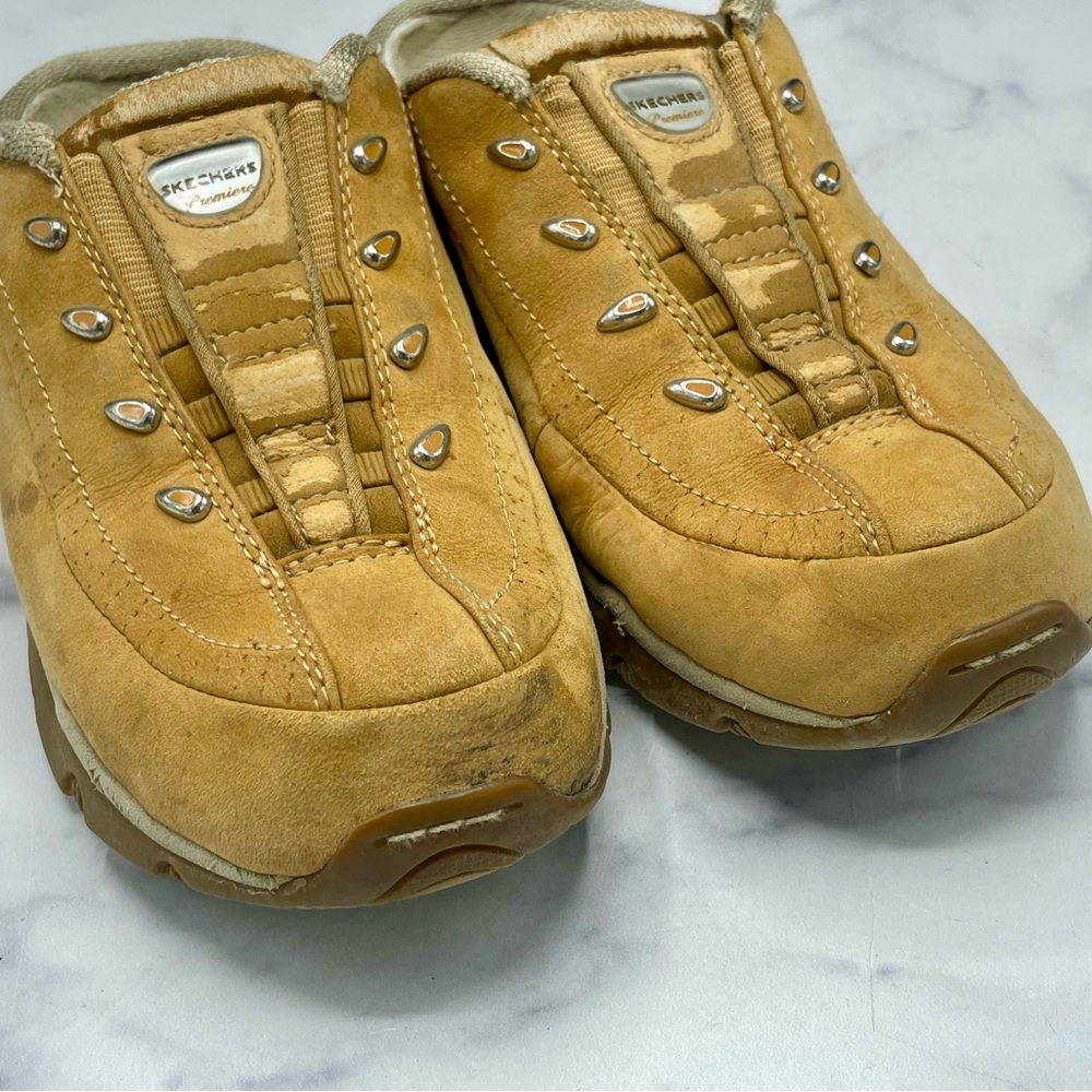Skechers Sport women’s size 8 Tan Slip-on shoes - Picture 4 of 8